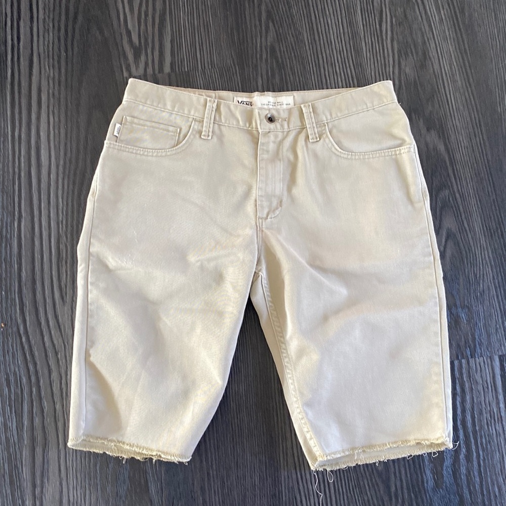 🍍VANS SHORTS🍍SIZE 32🍍D-1